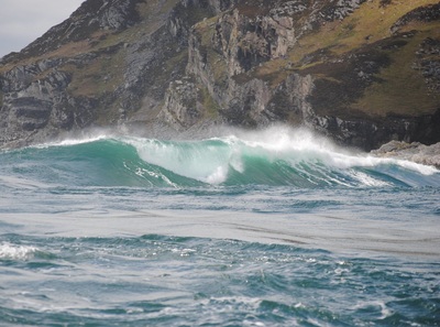 Standing wave in the Corryvreckan whirl pool.